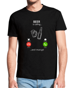 Juodi vyriški trumpomis rankovėmis medvilniniai marškinėliai su spauda Beer is calling